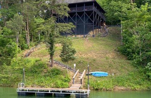 Sevierville Casa | Smoke on the Water