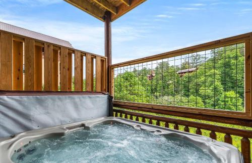 Caton Casa | Smokey’s Paradise by AvantStay Sleeps 22 Pool