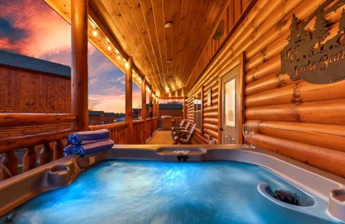 Pigeon Forge Casa | Smoky Bear Splash Top Rated Private Pool Cabin with Hot Tub, Mtn Views, Arcade Games, Excellent Location