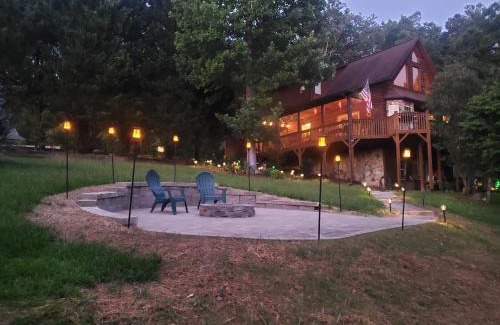 Murphy Casa | Smoky Mountain Cabin - HOT TUB - Fire Pit