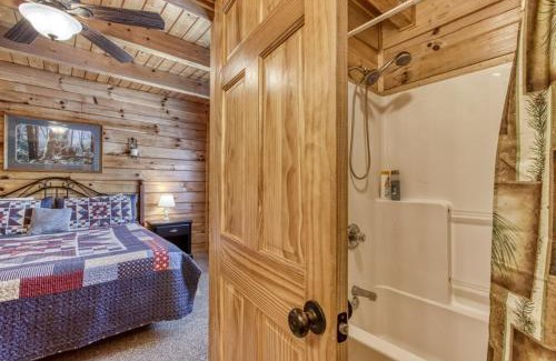 Sevierville Casa | Smoky Mountain Hideout by Avada Properties