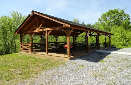 Sevierville Casa | Smoky Mountain Hideout by Avada Properties