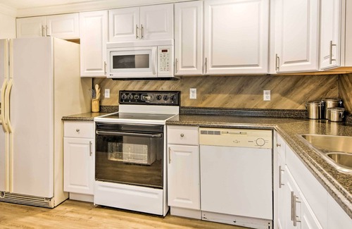 Robbinsville Cabina | ¡NUEVO! Smoky Mtn. Cabina w / Deck & Grill - minutos a AT!