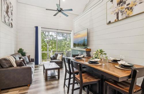Sevierville Casa | Smoky Shores Lakeview Cabin By Beyond Expectations