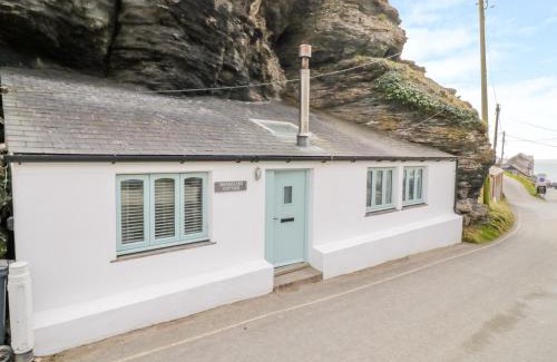 Trebarwith Strand Casa | Smugglers Cottage
