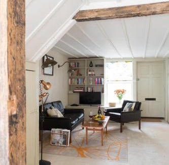 Margate Old Town Casa | Smugglers Cottage - Unique Margate Home - Pass the Keys