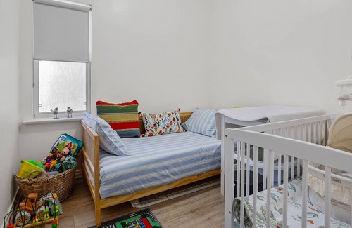 Victor Harbor Apartamento | 'Smugglers no 11' - swimming pool + heart of Victor Harbor + beach!