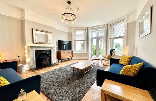 Ventnor Casa | Smugglers View