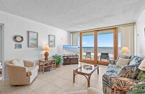 New Smyrna Beach Casa | Smyrna Beach Club 607A