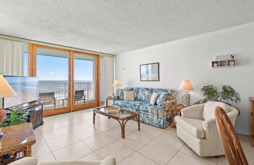 New Smyrna Beach Casa | Smyrna Beach Club 607A