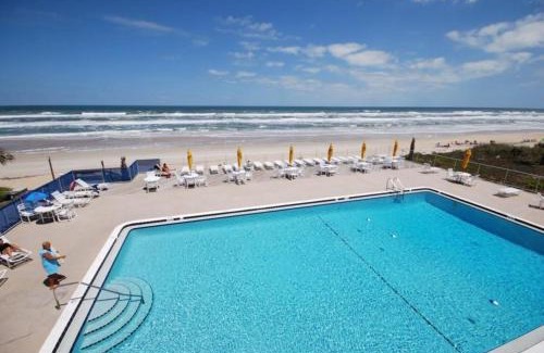 New Smyrna Beach Casa | Smyrna Beach Club 818B