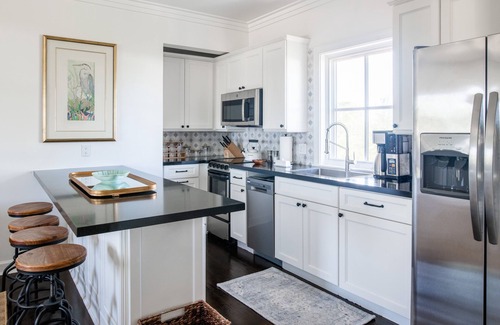 Governor's Harbour Casa | Snaresbrook Manor 8 Bedroom Home