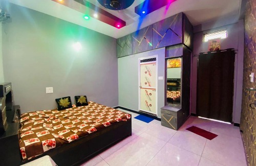 Ujjain Casa | SneaShree Homestay Branch-Maksi Road