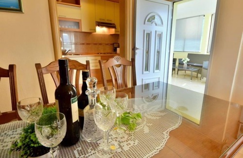 Arbanija Apartamento | Snježana by Interhome