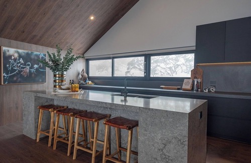 Hotham Heights Casa | Snow Gum Luxurious Winter Escape