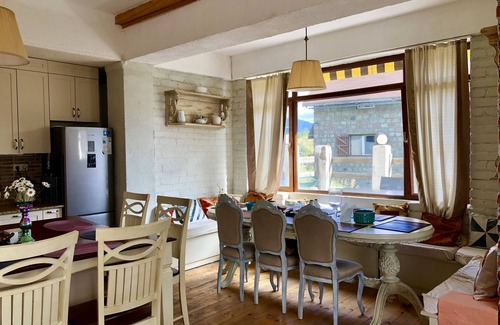 Kazbegi Cabaña | Snow Time Cottage