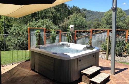 Tawonga South Complejo | Snow View Holiday Units