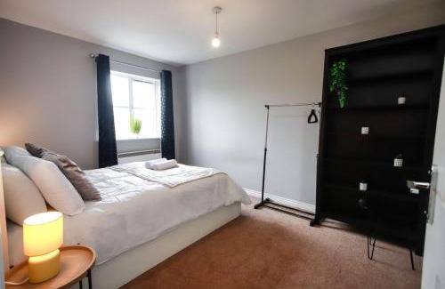 Bradley Stoke Apartamento | Snowberry Close - Contractors Long Stay by ShortStayUK