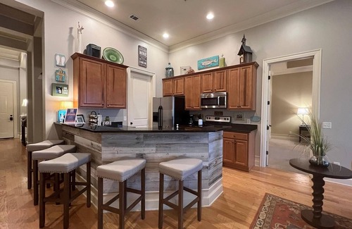 Dadeville Condominio | Snowbirds wanted.