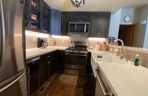 Mammoth Lakes Casa | Snowcreek V, 2/2 Family Fun & Dog-friendly Mountain Retreat!