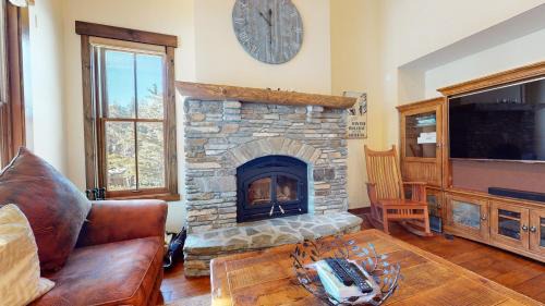 Mammoth Lakes Apartamento | Snowcreek VI The Lodges #1167 condo