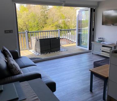 Bont Newydd Casa | SNOWDON LODGE - GLAN GWNA HOLIDAY PARK CAERNARFON - Luxury Family Lodge