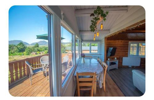 Bronaber Chalet De Esquí | Snowdonia Escapes# Scenic Log Cabin with Views, WIFI & 2 Double bedrooms