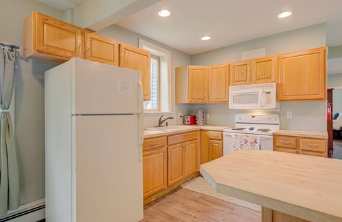 Lake City Apartamento | Snowdrop Apartment - Just 10 Minutes to the Beach!