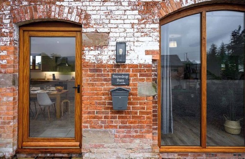 Wollerton Apartamento | Snowdrop Barn : Hot Tub, Games Room, Pets welcome!