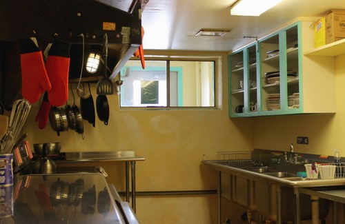 Arroyo Seco Cabina | SnowMansion Taos Adventure Lodge
