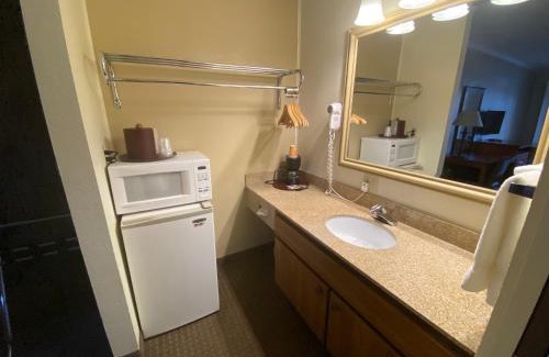 Frisco Hotel | Snowshoe Motel