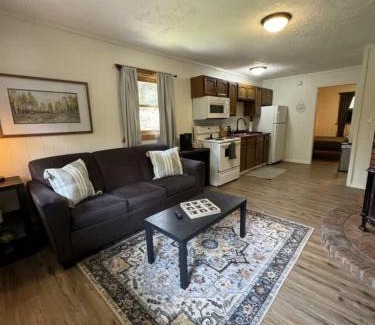 Bessemer Casa | Snowy Escapes at Powderhorn Mountain