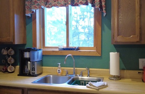 Bessemer Chalet De Esquí | Snowy Summit- Where Mountain Memories Begin