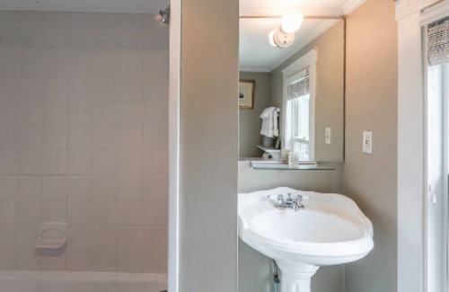 Provincetown Cama Y Desayuno | Snug Cottage
