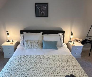 Connel Casa | Snug Loft Room, Room 5, Beautiful Connel near Oban