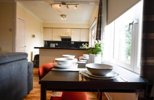Chapelhall Apartamento | Snug Modern Apartment