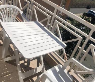 Tankovo Apartamento | Snug Studio Apt, Sunny Day 6