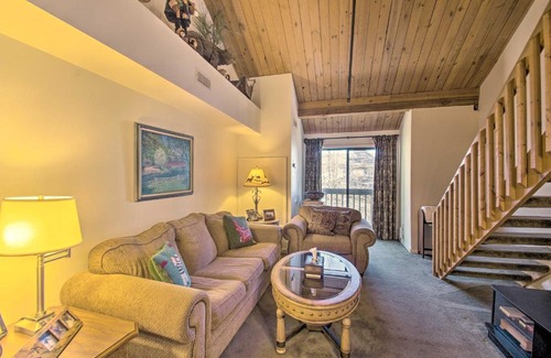 Wintergreen Apartamento | Snug Wintergreen Resort Studio Ski In and Out!