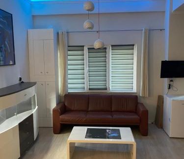 Onesti Apartamento | So Good Studio