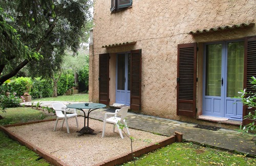 La Bocca Nord Apartamento | So quiet and yet so near the sea and downtown!