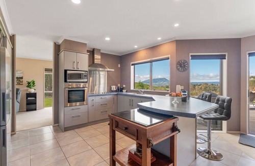 Acacia Bay Casa | Soak & Stay Acacia Bay - Taupo
