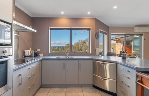 Acacia Bay Casa | Soak & Stay Acacia Bay - Taupo
