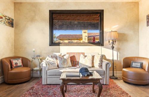 Temecula Casa | Soaking Tub Vineyard Views Wine Trail Access The Casita at Vines Estate by AvantStay
