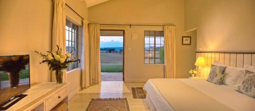 Nanyuki Hotel | Soames Hotel & Jack' s Bar