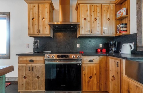 Livingston Cabina | Soaring Eagle Guest Cabin