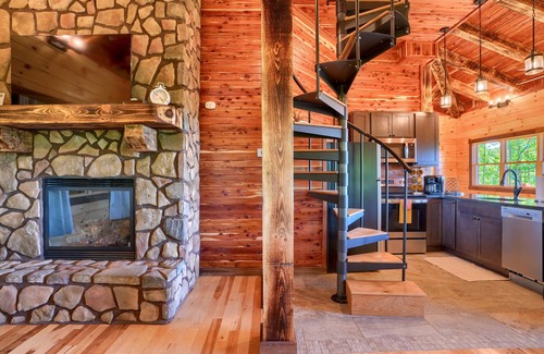 Logan Cabina | Casa del árbol-Bañera de hidromasaje