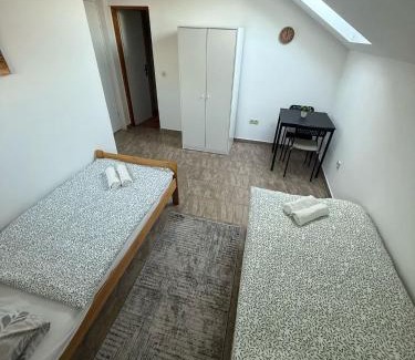 Novi Zagreb Apartamento | Sobe Ježdovec