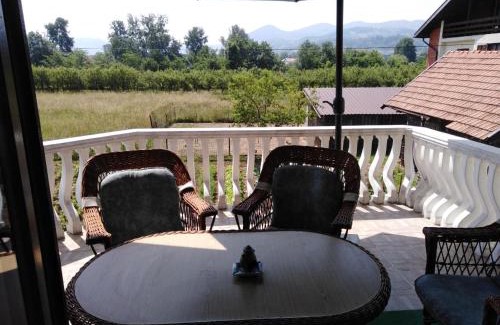 Visoko Casa | Sobe Majda