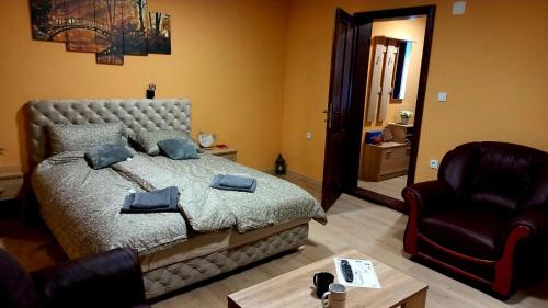 Novi Becej Apartamento | Sobe - Palasthy