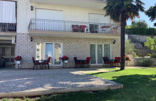Siroki Brijeg Apartamento | Sobe Pipić